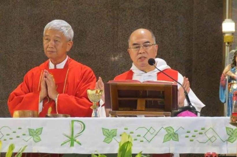 Bishop Broderick Pabillo and Father Jose Antonio Aureada, OP, concelebrating the Thanksgiving Mass for Blessed Justo Takayama Ukon.
